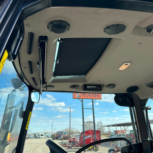 Tractor utilitario Case IH Farmall 75A con cargador frontal, mejor oferta - Product Image 5