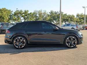 Audi RSQ8 Turbo 3.0L essence automatique 400 ch 400-500 Nm, toit ouvrant panoramique, sièges en cuir, modèle 2023, à vendre - Product Image 3