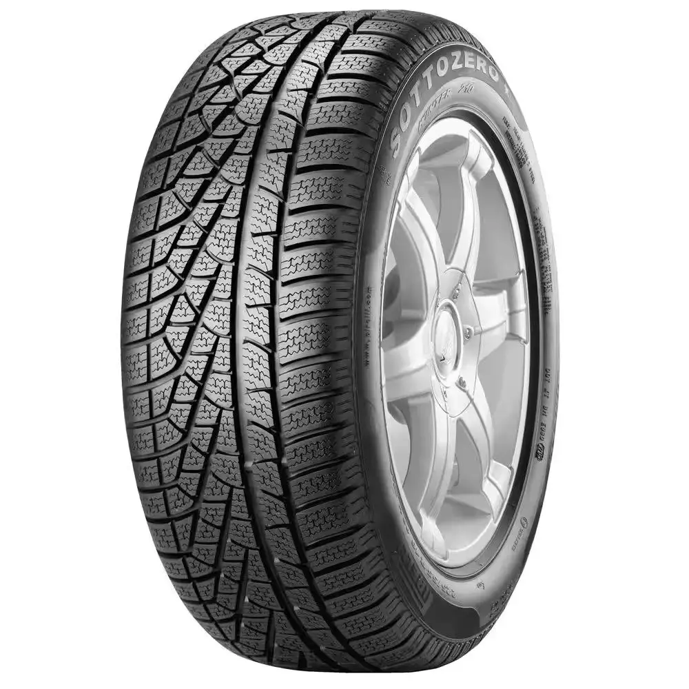 SIMPLEセットPir-elli Winter 240 Sottozero Tire For Passenger & CUV