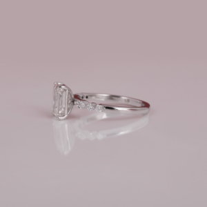 Anillo de compromiso hecho a mano de 18 quilates chapado en oro sólido Esmeralda Marquesa corte laboratorio cultivado diamante estilo de moda IGI gran anillo de regalo - Product Image 3