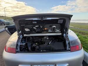 Porsche 911 Carrera Cabriolet 2002 d'occasion, boîte manuelle 6 vitesses, pack technique avancé, hardtop d'origine inclus - Product Image 6