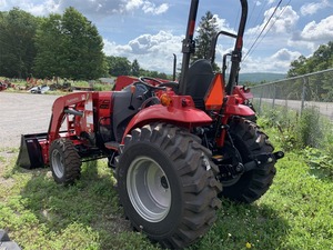 Venta caliente usado MAHINDRA 1640 80hp 50HP 45HP 4WD Tractor de ruedas con implementos gratis TD Chasis Gearbox precio barato - Product Image 4