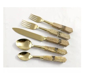 Juego de Cubiertos Metálicos, Cuchara y Tenedor Nuevos, Último Diseño en Cubertería Metálica, Cuchara y Tenedor de Latón, Juego de Cuatro Cubiertos - Product Image 5
