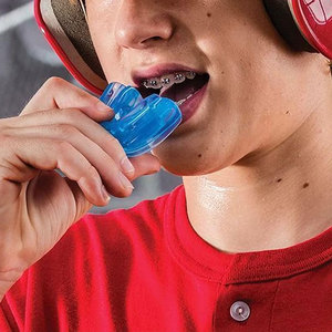 Protège-dents pour entraînement sportif solide, fiable et sûr Protège-dents léger, flexible et sûr - Product Image 5