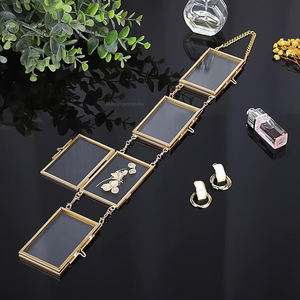 Cadre photo miniature en verre transparent avec bordure en laiton doré, collection vintage, produit très vendu, aspect attrayant, décoration murale - Product Image 4