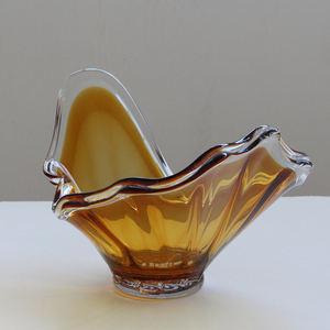 Plateau en verre soufflé à la bouche Bixuan Honey Amber, bord transparent, forme d'aile, plateau à fruits, base lourde, grand centre de table, décoration d'intérieur - Product Image 3