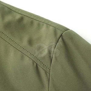 Blouson Bomber Homme Hiver Respirant à Marque Privée avec Logo Avant Utilisation Extérieure Ajustement Confortable Écologique Meilleur Prix - Product Image 4