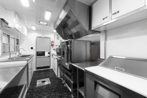 Camion de restauration mobile d'occasion entièrement équipé - Product Image 5