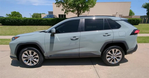 TOYOTA RAV4 XLE PREMIUM FWD 2020 USADO, Volante a la Izquierda/Derecha - Product Image 2