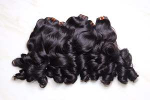 Perruques de cheveux bruts vietnamiens 2023 Collection H12 ondulés mélangés avec des cheveux ondulés doublement étirés à prix abordable - Product Image 2