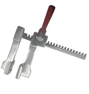 Retractor Torácico Manual de Costillas, Juego de Instrumentos de Acero Inoxidable para Retracción Controlada de Costillas, Cirugía Torácica de Alta Calidad - Product Image 5