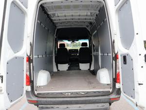 Mercedes-Benz Sprinter 2500 144 WB Usada de 2021 - Product Image 5