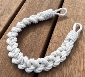 Abrazaderas para Cortinas de Cuerda de Algodón Blanca: Decoración de Ventana Trenzada a Mano - Product Image 1