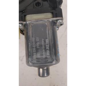 Motor de Elevalunas Delantero Derecho para VOLKSWAGEN Golf 7 Sportsvan (14>) 0130822717 CZC - Product Image 3