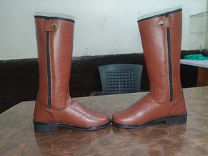 Bottes de cowboy pour homme de haute qualité avec logo personnalisé, longues, pour l'équitation, en cuir respirant, tige en tissu plastique, antidérapantes - Product Image 2