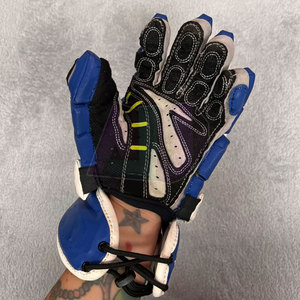 Gants de crosse en cuir durables de haute qualité avec sangle de poignet réglable légère et rembourrage confortable pour l'entraînement et les matchs - Product Image 3