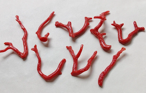 Piedra preciosa de Coral rojo italiano Natural 100%, rama suelta de Coral pulida AA + CALIDAD Coral suave piedra preciosa diseñador palos de Coral - Product Image 4