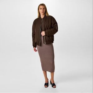 Blouson aviateur personnalisé pour femmes Blouson aviateur coupe-vent à fermeture éclair 100% polyester Blouson aviateur Vêtements d'extérieur à la mode Veste de bureau pour femmes - Product Image 4