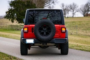 พร้อมจัดส่ง รถจี๊ป แรงเลอร์ ปี 2022 ขับเคลื่อน 4 ล้อ เกียร์ธรรมดา 6 สปีด เครื่องยนต์ V6 ขับเคลื่อน 4 ล้อ  พวงมาลัยซ้าย/ขวา - Product Image 3