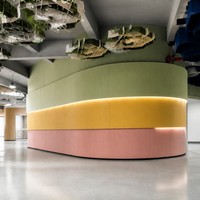 Panneau acoustique incurvé poli en PET, panneau acoustique en fibre de polyester, feutre acoustique insonorisant Kusdesign