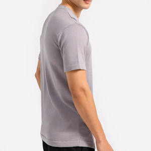 Camiseta de Algodón Grueso Personalizable para Hombre, Verano 2025, Impresión de Logotipo Personalizado, Alta Calidad, Venta al Por Mayor - Product Image 4