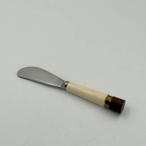 Wholesale Curved <b>Butter</b> <b>Knife</b> with Resin and Wood Handle Flatware <b>Knife</b> Mini <b>butter</b> <b>Knife</b> Used for Home Hotel and Kitchen - Product Image 2