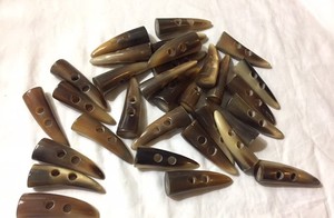 Textura natural pulida con punta de cuerno hecha a mano genuina para manualidades y decoración del hogar - Product Image 4