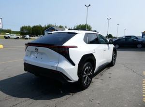 Buen Precio, BZ4X XLE 2025, SUV Compacto Totalmente Eléctrico, 252 Millas de Autonomía (FWD), Listo para Enviar - Product Image 2