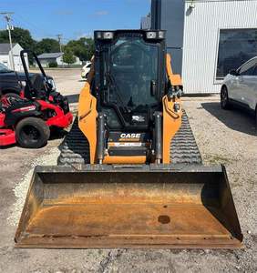 Chargeuse compacte sur chenilles CASE TV370B d'occasion 2022 pour travaux agricoles et de chantier - Product Image 3