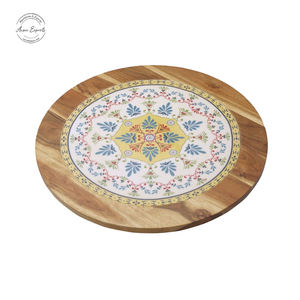 Bandeja para aperitivos de madera hecha a mano con incrustaciones de resina, perfecta para servir aperitivos de frutas secas y aperitivos con estilo - Product Image 6