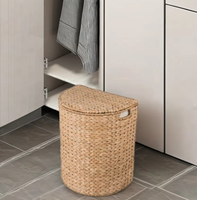 Panier à linge en jacinthe d'eau avec couvercle, panier en osier tissé à la main avec doublure en tissu pour le rangement dans la salle de bain et la chambre à coucher, en provenance du Vietnam