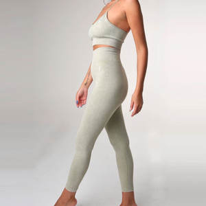 Séchage rapide et respirant Gym Wear femmes 3 pièces Yoga ensemble professionnel fabriqué en usine sans couture Gym vêtements de sport femmes Yoga ensembles - Product Image 3