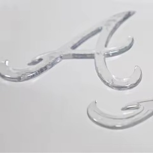 Etiquetas de Transferencia de Calor de Silicona Personalizables Ecológicas de Tendencia 2025 con Efecto 3D en Relieve para Impresión de Prendas - Product Image 5