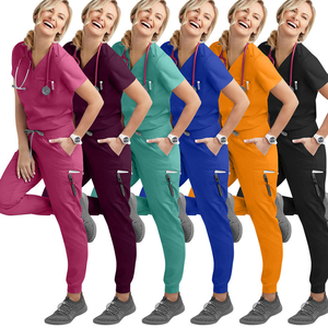 Ensembles d'uniformes de gommage coupe essentielle avec contour à manches courtes et col montant soigné pour les soins infirmiers - Product Image 1