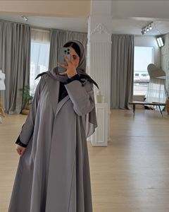 Abaya traditionnelle musulmane en soie de créateur, anti-rides, à manches longues et col, pour femmes - Product Image 2