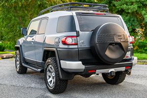 SUV d'Occasion Toyota FJ Cruiser 4WD de 2014 - Product Image 2