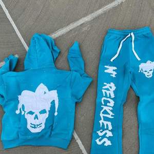 Guangzhou Shangshang pantalon de survêtement personnalisé à capuche ensemble 500gsm lourd strass en détresse soleil fané hommes hiver Logo - Product Image 4