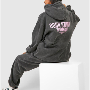 Conjunto de sudadera con capucha y pantalones de chándal de talla grande para mujer con logotipo personalizado OEM, sudadera con estampado de letras sólidas para chándales de otoño - Product Image 4