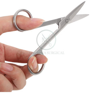 Ciseaux chirurgicaux manuels pointus en acier inoxydable pour la dissection des tissus et l'utilisation générale des hôpitaux - Product Image 3