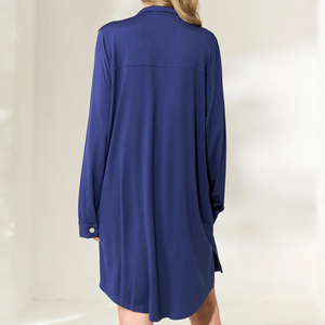 <span class=keywords><strong>Camicia</strong></span> <span class=keywords><strong>da</strong></span> <span class=keywords><strong>notte</strong></span> <span class=keywords><strong>da</strong></span> donna in modal a maniche lunghe, <span class=keywords><strong>camicia</strong></span> <span class=keywords><strong>da</strong></span> <span class=keywords><strong>notte</strong></span> in jersey organico <span class=keywords><strong>con</strong></span> <span class=keywords><strong>bottoni</strong></span>, abbigliamento <span class=keywords><strong>da</strong></span> <span class=keywords><strong>notte</strong></span> sostenibile per donna - Product Image 4