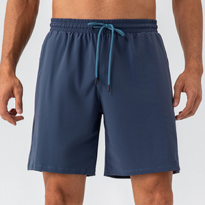 Short décontracté en nylon solide pour hommes, respirant, fitness, sport, cordon de serrage bas pour l'été, course à pied en plein air, vente en gros de logo personnalisé - Product Image 3