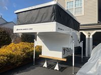 Camping-car compact POP-UP en aluminium léger pour camion 4x4 avec design escamotable, étanche, capacité de charge de 1 tonne, capacité pour 3 personnes