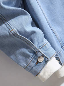 Vente à chaud Veste en jean pour homme Style vintage Durable et confortable Parfait pour une tenue décontractée et quotidienne - Product Image 5