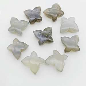 Perles de pierres précieuses lisses en forme de papillon en pierre de lune grise sculptées à la main 14 MM - Product Image 3