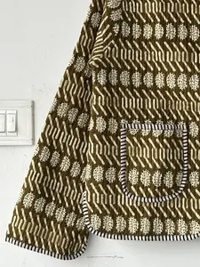 2023-24 Nouvelle Arrivée Femmes Réversible Coton Kantha Cousu Manteau Veste Vintage Traditionnel Matelassé Conception - Product Image 5