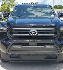 CLEAN 2024 สำหรับ Tundras Sr5 Double Cab RWD R20 ซ้าย สีเข้ม ระบบ ACC ผ้าหุ้มเบาะ อัตโนมัติ ไฟหน้า LED จอสัมผัส 6 สูบ 5 เกียร์ 6 - Product Image 1