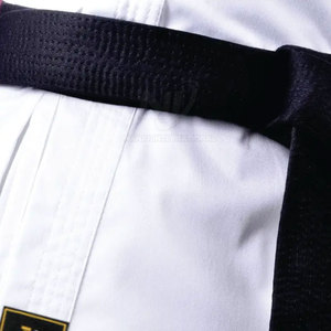 Uniforme de karate para adultos cómodo de último diseño Uniforme de karate de material duradero para ropa de entrenamiento - Product Image 6
