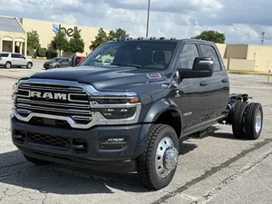 Camión Tractor de Alto Rendimiento con Chasis 4x4 y Cabina, Diésel, para Transporte Comercial de Contenedores, Envío Rápido - Product Image 4