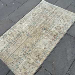 2.8x4.8 ft Vintage Turkish Rug, Small Rug, <b>Brown</b> <b>Wool</b> Rug - Product Image 2