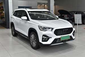 SUV familial spacieux 5 places automatique Euro VI X95, modèle intermédiaire-grand, avec une empattement de 2855 mm, jantes R19 et toit ouvrant panoramique foncé. - Product Image 4